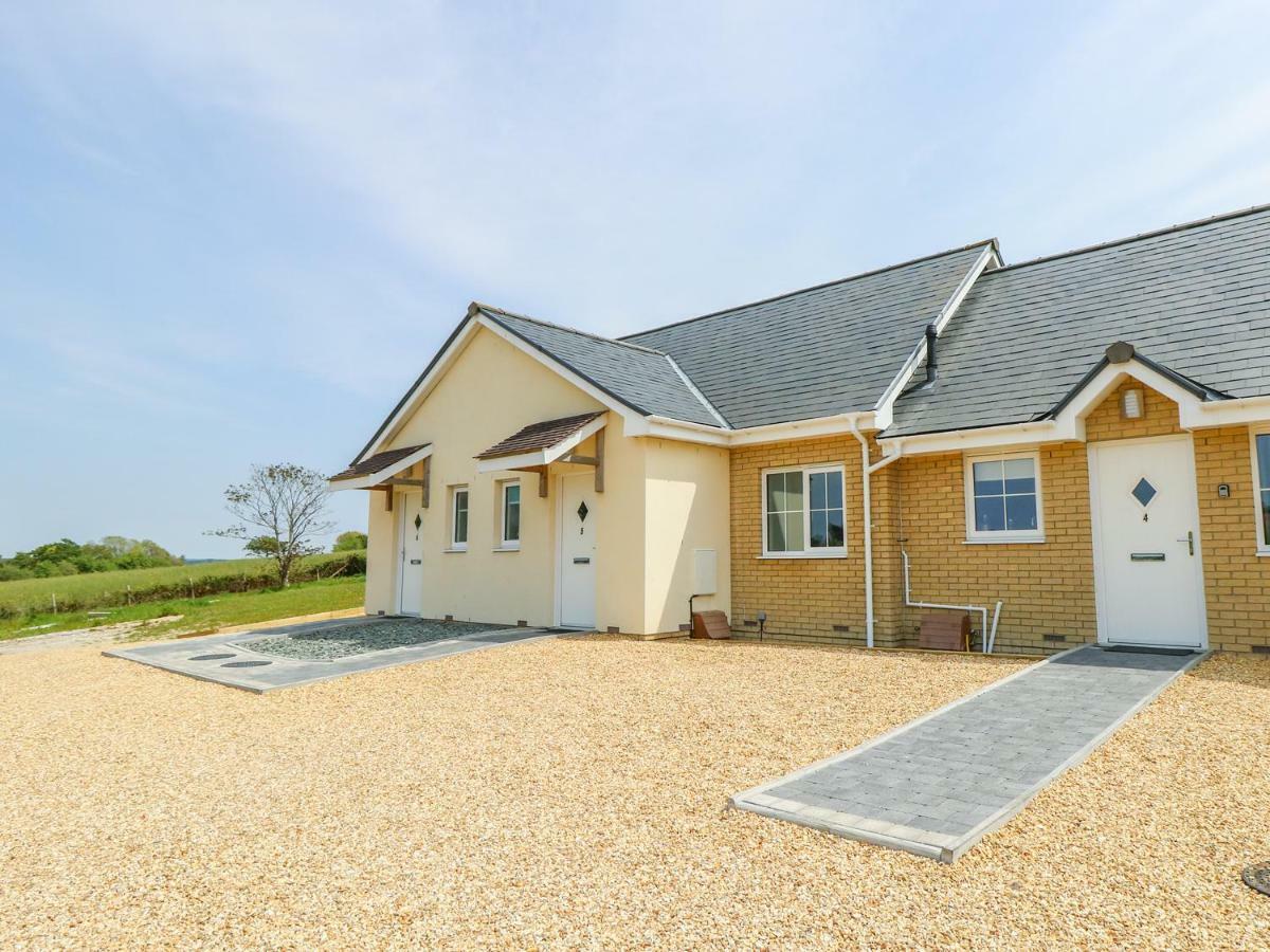 5 Yarmouth Cottages Freshwater Exteriör bild